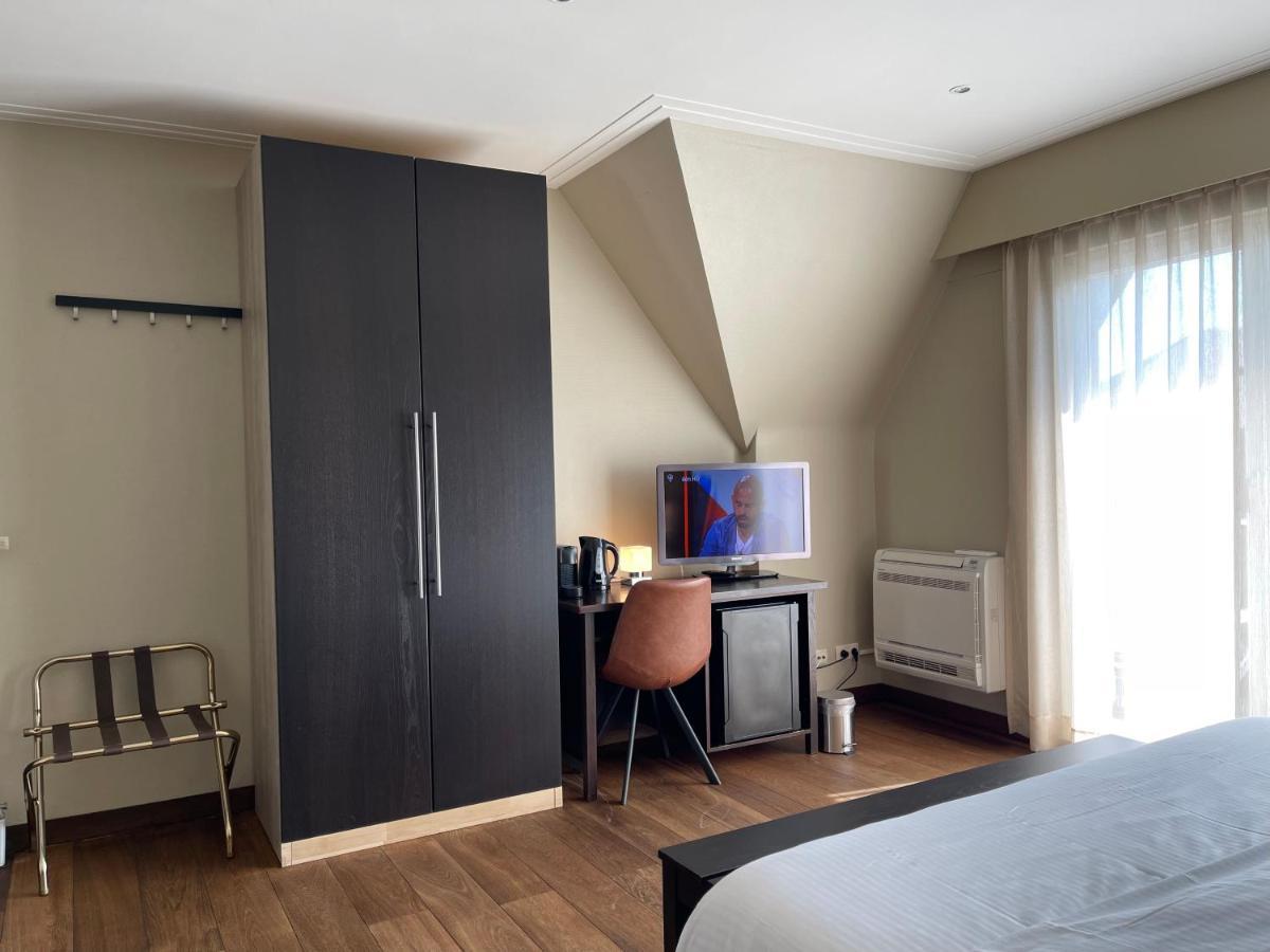 Villa Hotel (Adults Only) เวสเตนเด ภายนอก รูปภาพ