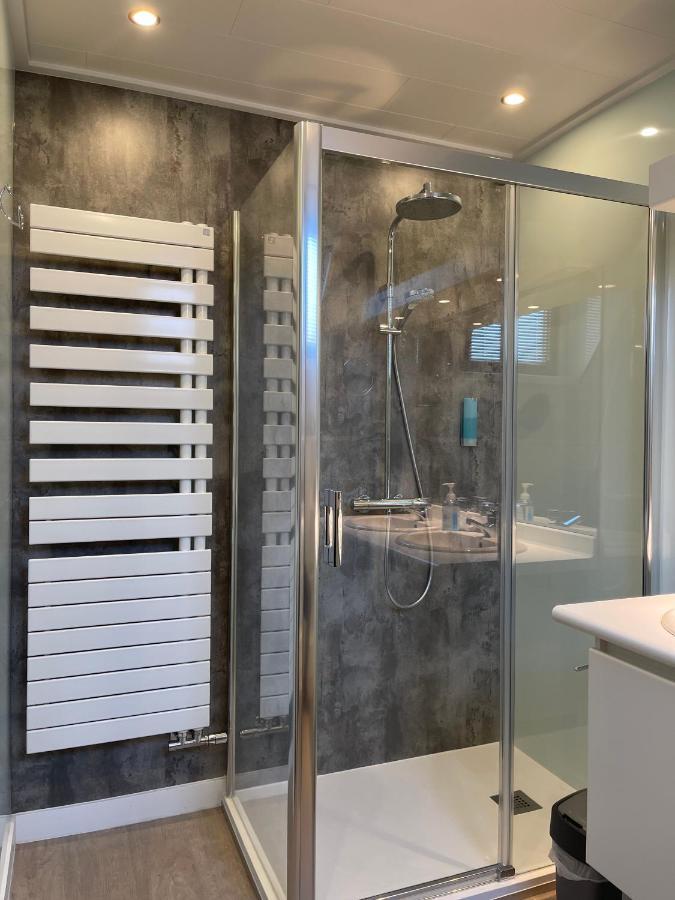 Villa Hotel (Adults Only) เวสเตนเด ภายนอก รูปภาพ