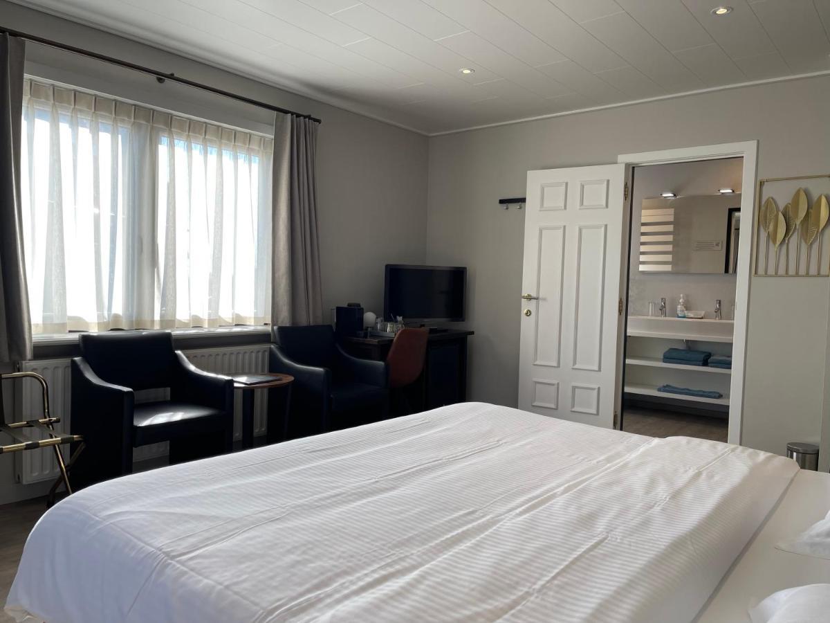 Villa Hotel (Adults Only) เวสเตนเด ภายนอก รูปภาพ